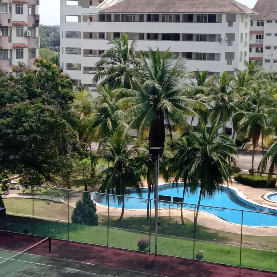 Family Beach Condo Pd At Cocobay Resort Condominium Петалинг Джая Екстериор снимка